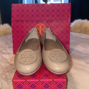 NIB Tory Burch Minnie travel ballet